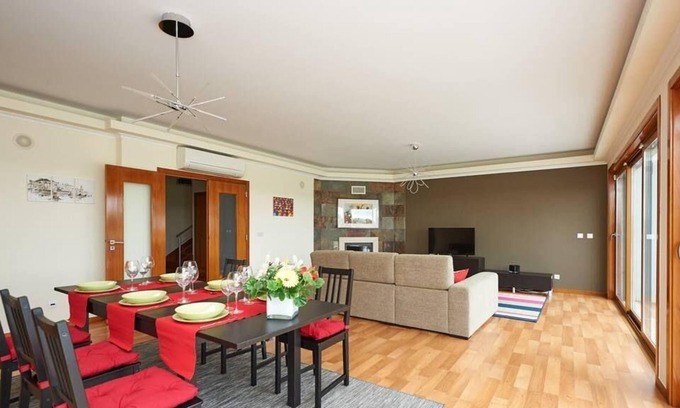 Magoito House | Holiday house São João das Lampas for 2 - 6 persons with 3 bedrooms - Twin house