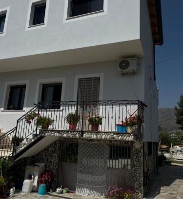 Elbasan House | Holiday House