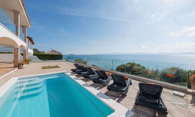 Alcanada House | Holiday house Alcudia for 1 - 10 persons with 5 bedrooms - Holiday home