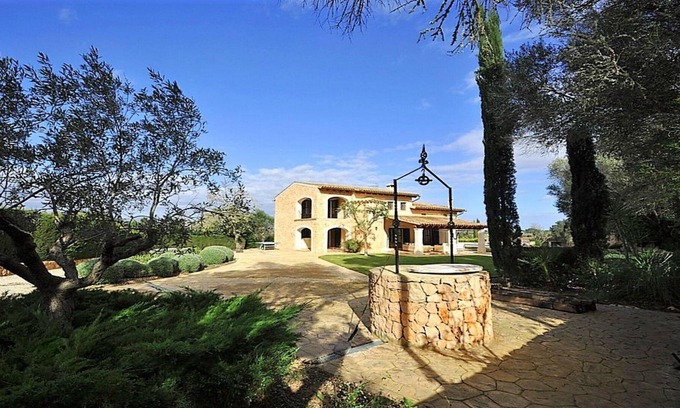 Algaida House | Holiday house Algaida for 1 - 10 persons with 5 bedrooms - Holiday house