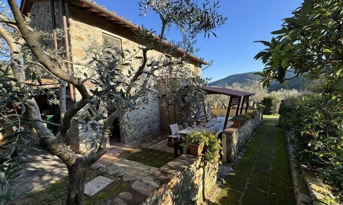Buti House | Holiday house Buti for 1 - 8 persons with 4 bedrooms - Holiday home