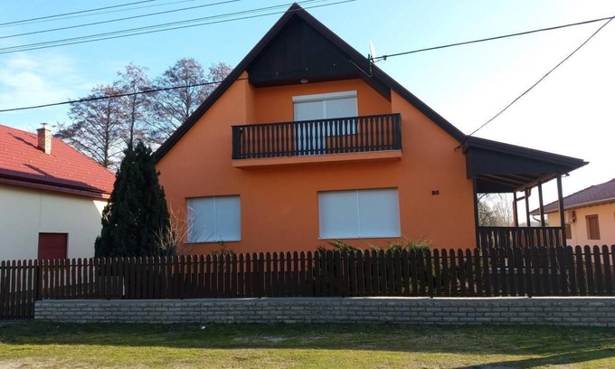 Fonyod House | Holiday house Fonyód for 1 - 3 persons with 2 bedrooms - Holiday house
