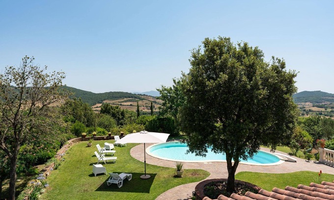 Gavorrano House | Holiday house Gavorrano for 1 - 7 persons with 3 bedrooms - Holiday house