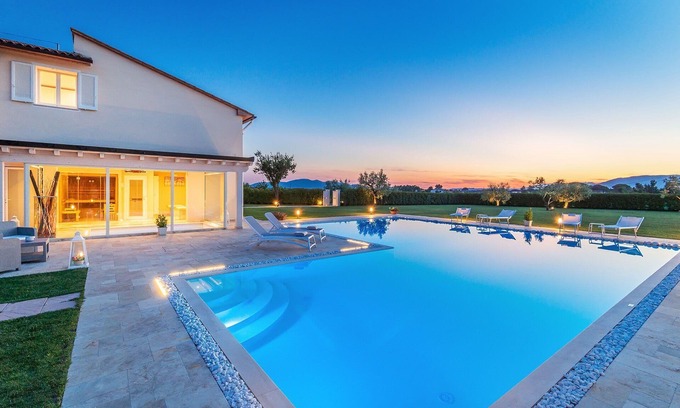 Monsummano Terme House | Holiday house Monsummano Terme for 1 - 13 persons with 5 bedrooms - Holiday house