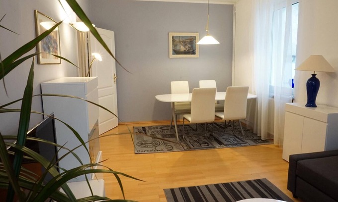 Hechtsheim House | Holiday house Mainz for 1 - 6 persons with 4 bedrooms - Holiday home