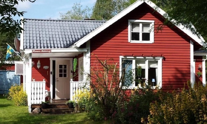 Molltorp House | Holiday house Mölltorp for 1 - 6 persons with 3 bedrooms - Holiday house