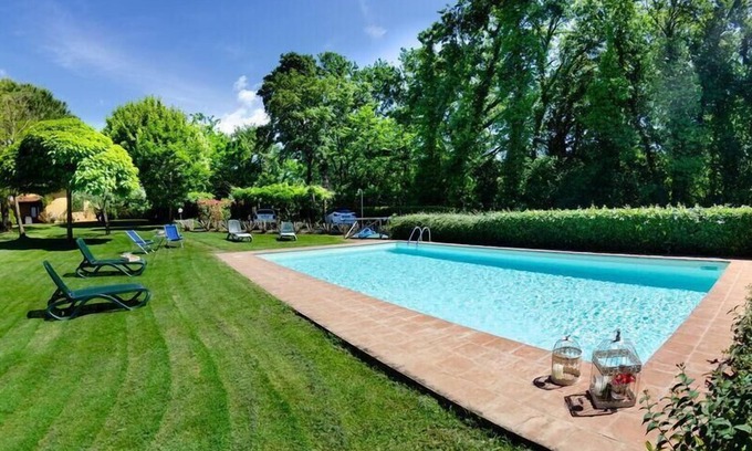 Montecarlo House | Holiday house Montecarlo for 1 - 6 persons with 2 bedrooms - Holiday home