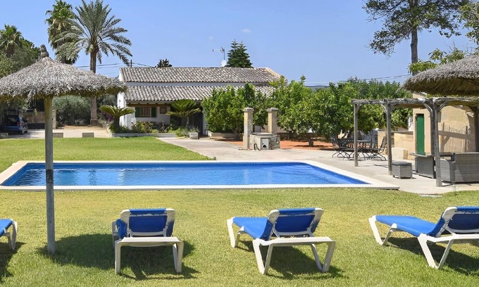 Montuiri House | Holiday house Montuïri for 1 - 6 persons with 3 bedrooms - Holiday house