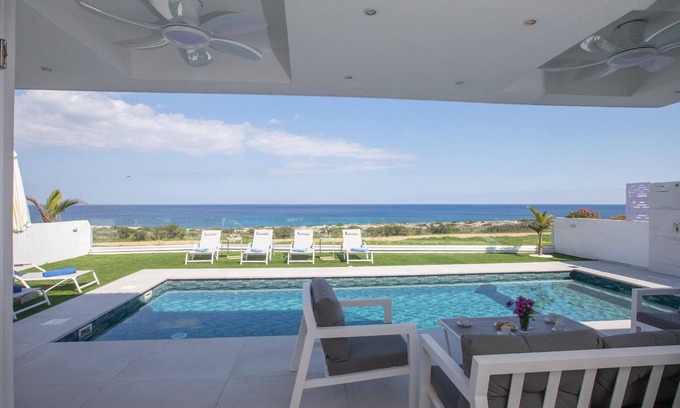 Cape Greko House | Holiday house Paralimni for 1 - 6 persons with 3 bedrooms - Holiday house