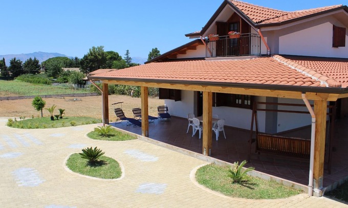 Partinico House | Holiday house Partinico for 1 - 6 persons with 3 bedrooms - Holiday house
