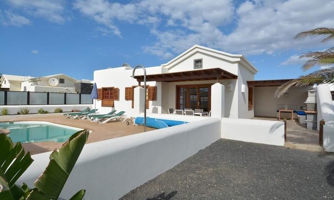 Montana Roja House | Holiday house Playa Blanca for 1 - 4 persons with 2 bedrooms - Holiday house