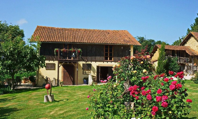 Sarraguzan House | Holiday house Sarraguzan for 1 - 6 persons with 3 bedrooms - Holiday house