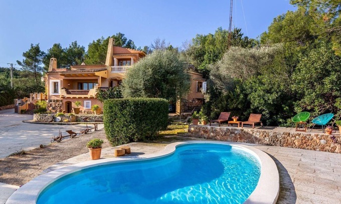 Ses Rotgetes de Canet House | Holiday house Ses Rotgetes de Canet for 1 - 11 persons with 6 bedrooms - Holiday house