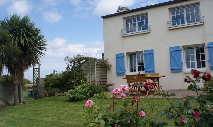 Saint-Pol-de-Leon House | Holiday house St Pol de Léon for 1 - 4 persons with 2 bedrooms - Holiday home