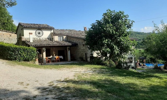Urbino House | Holiday house Urbino for 3 - 13 persons with 5 bedrooms - Holiday home