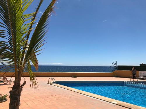 Playa de la Calera Apartment | Holiday in Playa Calera - Swimming pool