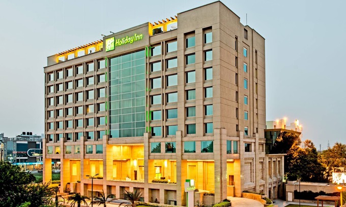 Ranjit Avenue Hotel | Holiday Inn Amritsar Ranjit Avenue by IHG