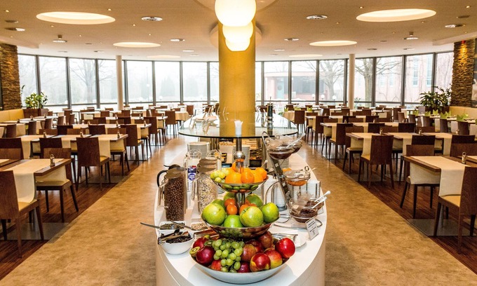 Budaors Hotel | Holiday Inn Budapest-Budaörs by IHG