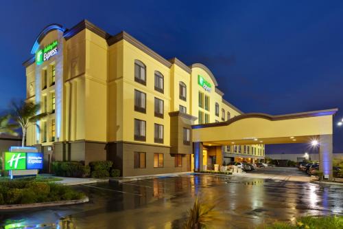 South San Francisco Hotel | Holiday Inn Express San Francisco Airport North by IHG