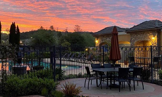El Dorado Hills Hotel | Holiday Inn Express Hotel & Suites El Dorado Hills by IHG