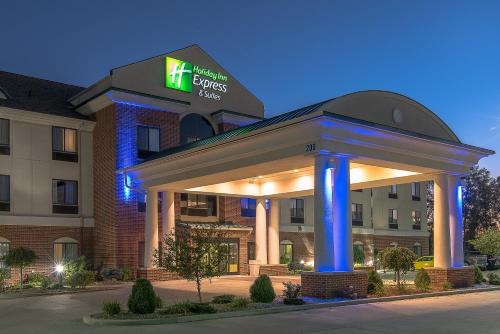 Lafayette Hotel | Holiday Inn Express and Suites Lafayette East by IHG