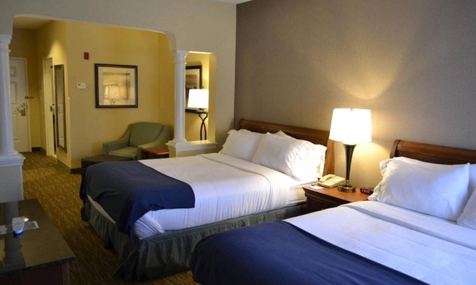 Biddeford Hotel | Holiday Inn Express Biddeford by IHG