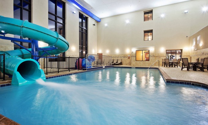 Great Falls Hotel | Holiday Inn Express Hotel & Suites Great Falls by IHG