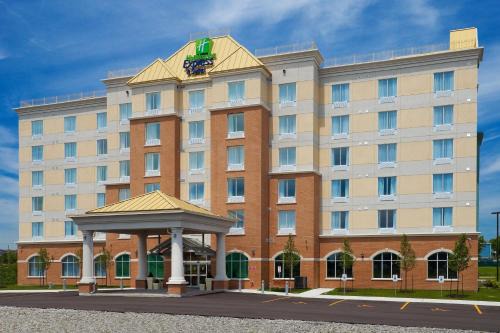 Bowmanville Hotel | Holiday Inn Express Hotel & Suites Clarington - Bowmanville by IHG
