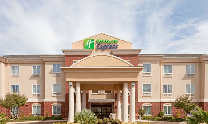San Angelo Hotel | Holiday Inn Express Hotel & Suites San Angelo by IHG
