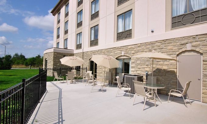Ottawa Division Hotel | Holiday Inn Express Hotel & Suites Ottawa Airport by IHG