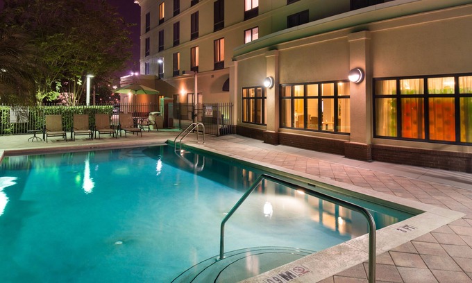Bearss Plaza Hotel | Holiday Inn Express Hotel & Suites Tampa-Anderson Rd/Veteran by IHG