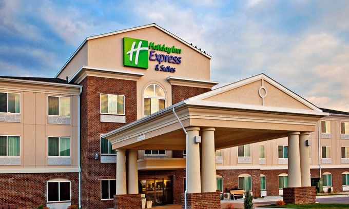 Dubuque Hotel | Holiday Inn Express Hotel & Suites Dubuque by IHG
