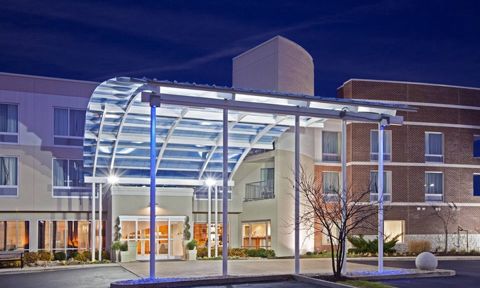 Fishers Hotel | Holiday Inn Express Indianapolis-Fishers by IHG