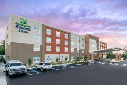 Melbourne Hotel | Holiday Inn Express Melbourne West by IHG