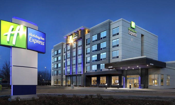 Red Deer Hotel | Holiday Inn Express Red Deer North by IHG