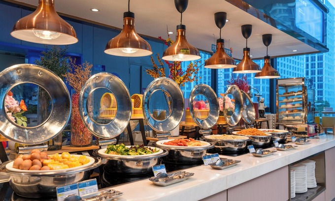 Longhua District Hotel | Holiday Inn Express Shenzhen Longhua by IHG