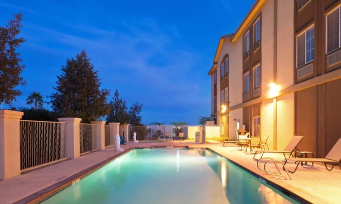 Casa Grande Hotel | Holiday Inn Express & Suites Casa Grande by IHG