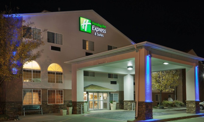 Fort Pierre Hotel | Holiday Inn Express & Suites Fort Pierre by IHG