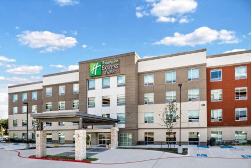 Round Rock Hotel | Holiday Inn Express & Suites Round Rock - Austin N by IHG