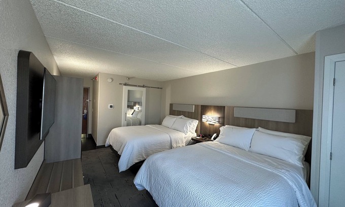 Eden Prairie Hotel | Holiday Inn Express & Suites Eden Prairie – Minneapolis by IHG