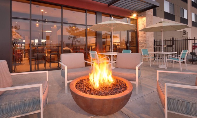 Sundance Hotel | Holiday Inn Express & Suites Phoenix West - Buckeye by IHG