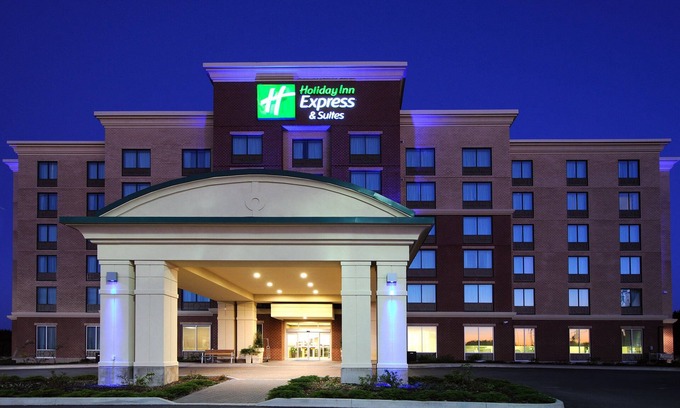 Enfield Hotel | Holiday Inn Express & Suites Halifax Airport by IHG