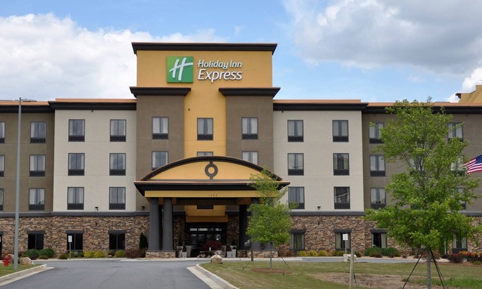 Perry Hotel | Holiday Inn Express & Suites Perry-National Fairground Area #34 by IHG