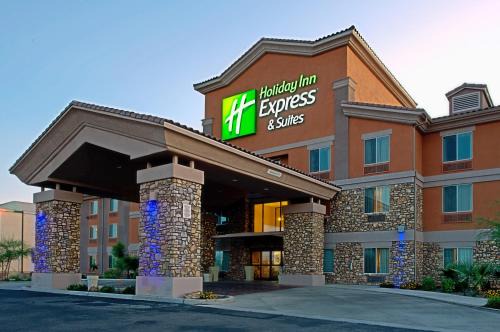 Tucson Hotel | Holiday Inn Express & Suites Tucson by IHG