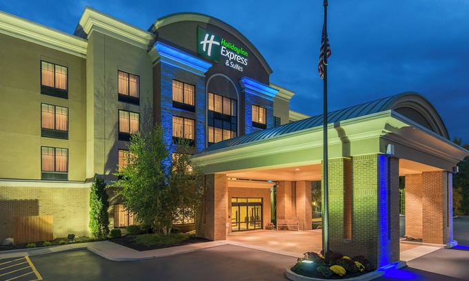 Webster Hotel | Holiday Inn Express & Suites Rochester Webster by IHG