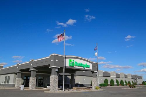 Fargo Hotel | Holiday Inn Fargo by IHG