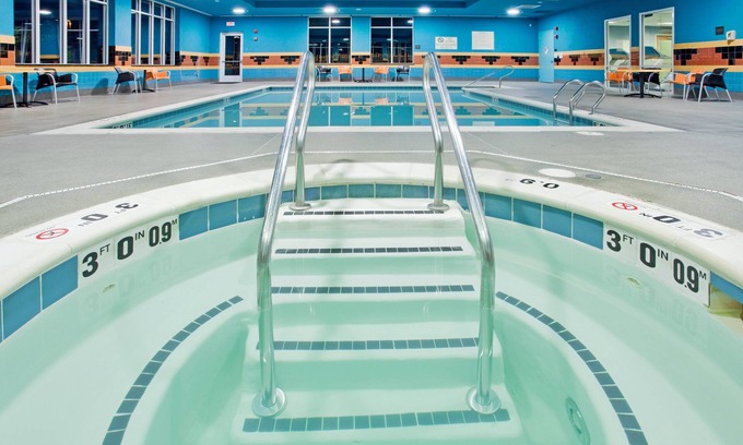 Williamsburg Hotel | Holiday Inn Hotel & Suites Williamsburg-Historic Gateway by IHG