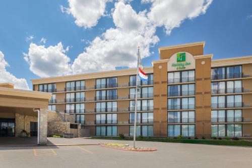Urbandale Hotel | Holiday Inn Hotel & Suites Des Moines-Northwest by IHG