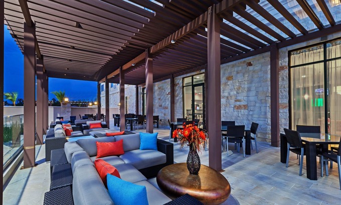 Humble Hotel | Holiday Inn Houston NE - Bush Airport Area by IHG