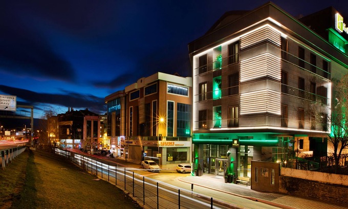 Kadikoy Hotel | Holiday Inn Istanbul - Kadikoy by IHG